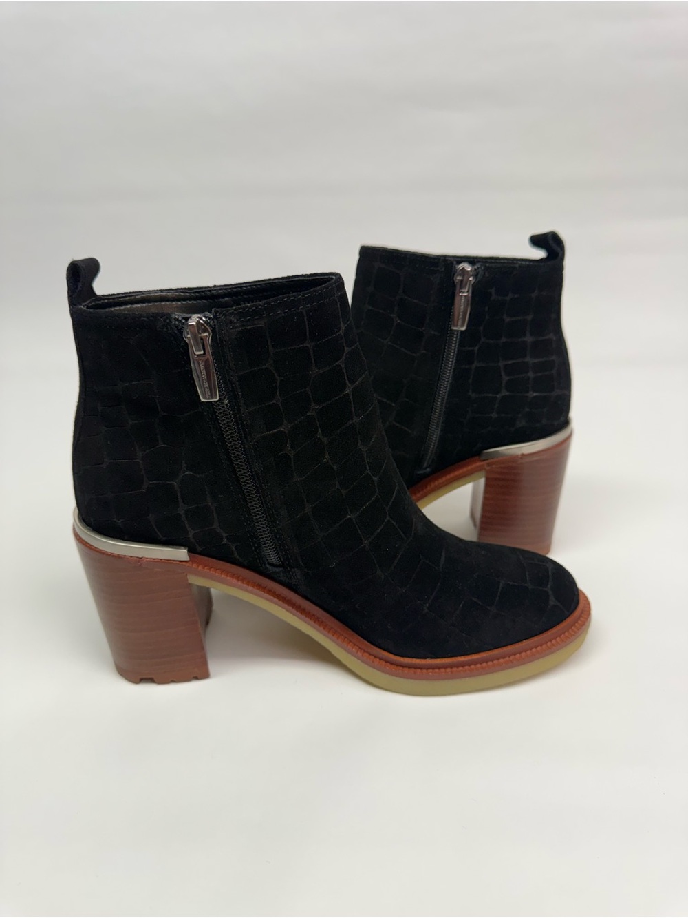 Vince Camuto VC-Gorgan Black Suede Croco Ankle Boots - Size 8M
